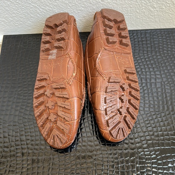 Brown crocodile Coach mules. - Picture 5 of 7